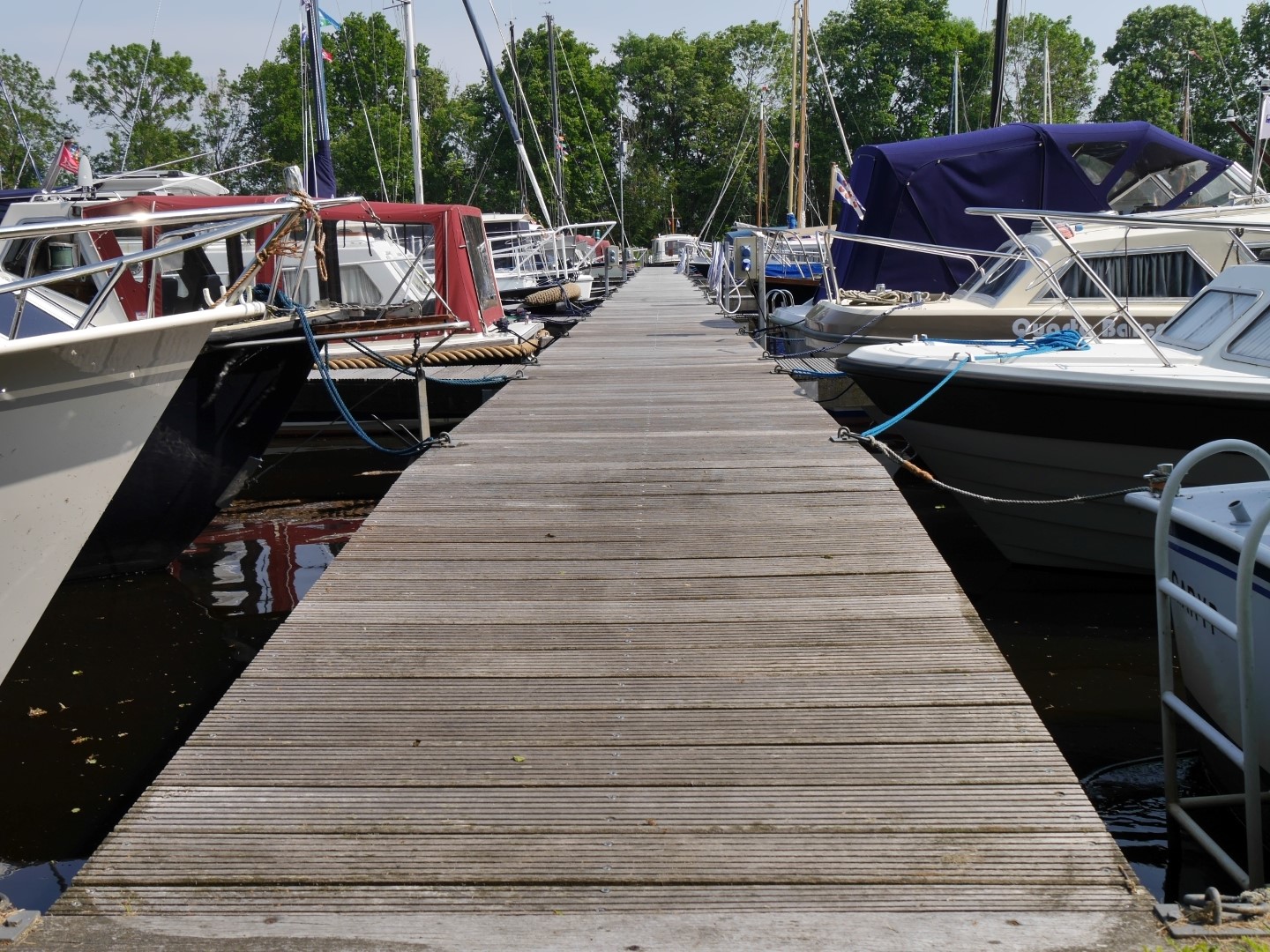 Jachthaven Westerdijk in Warten